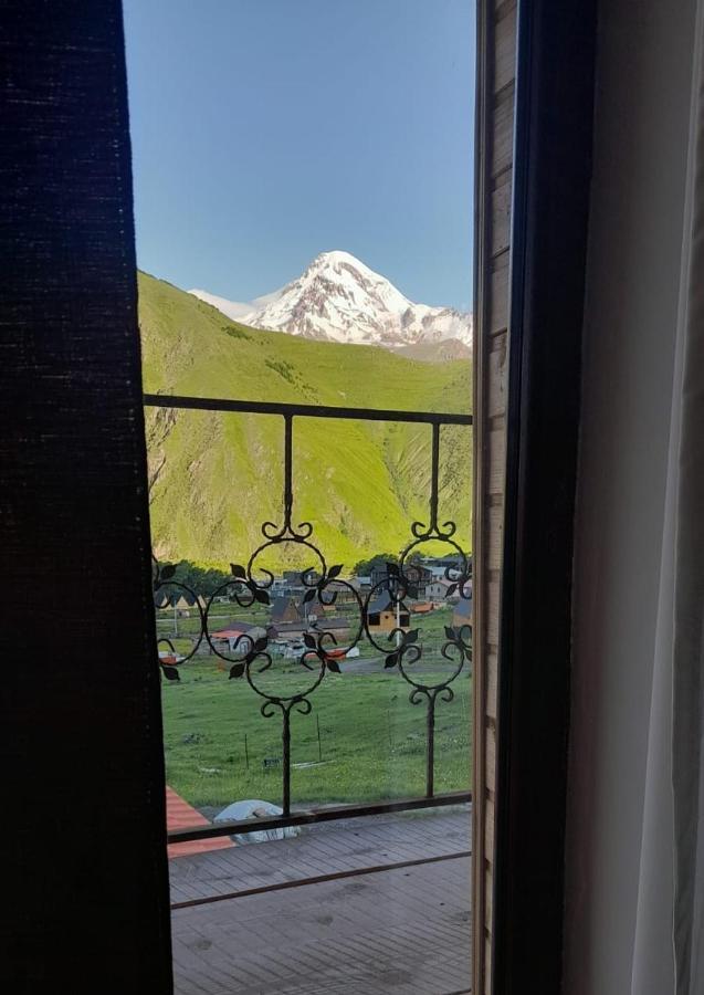 Mountain Flower Cottage Kazbegi Eksteriør billede