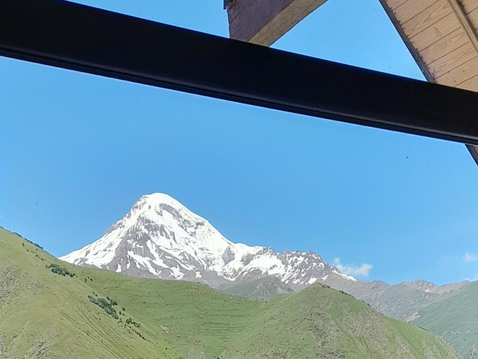Mountain Flower Cottage Kazbegi Eksteriør billede