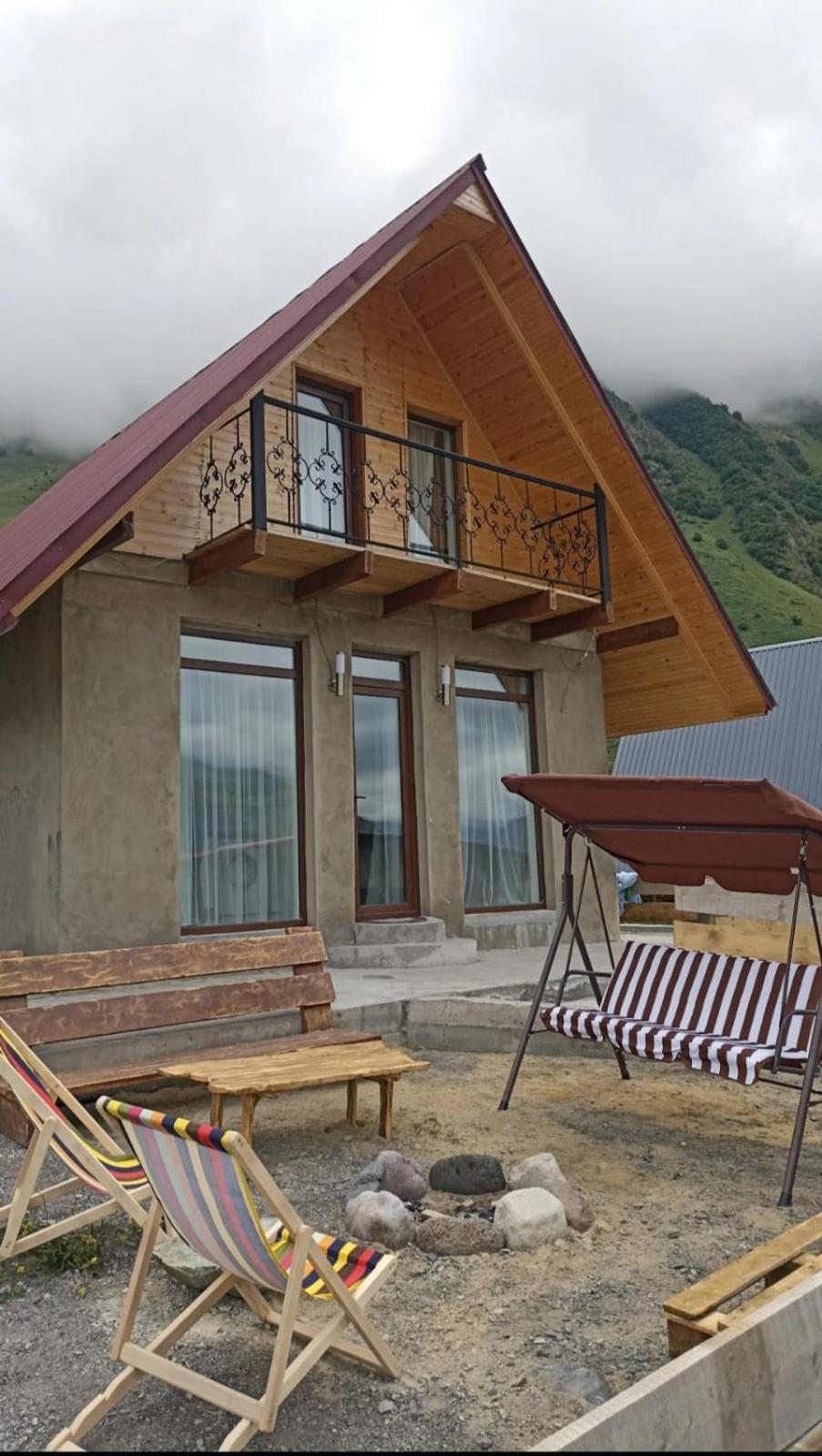 Mountain Flower Cottage Kazbegi Eksteriør billede